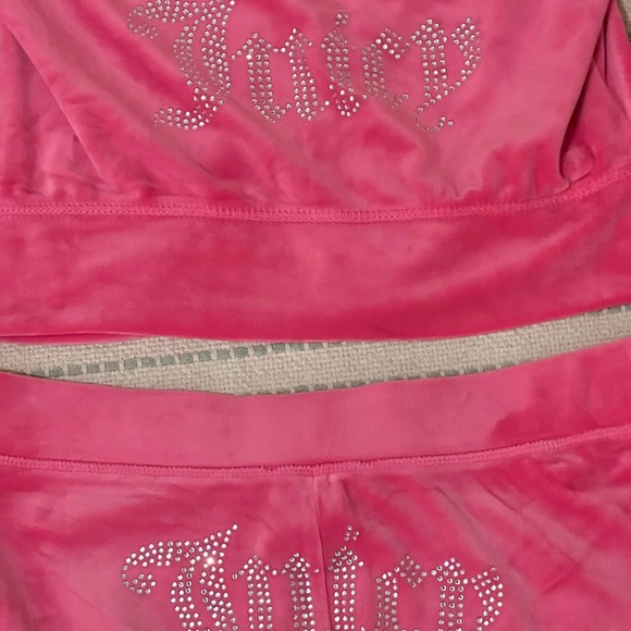 Juicy couture Pink Velour Tracksuit Set - Picture 5 of 5